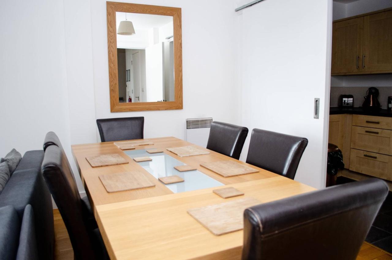 Serviced Apartment In Liverpool City Centre - Free Parking - Balcony - By Happy Days מראה חיצוני תמונה