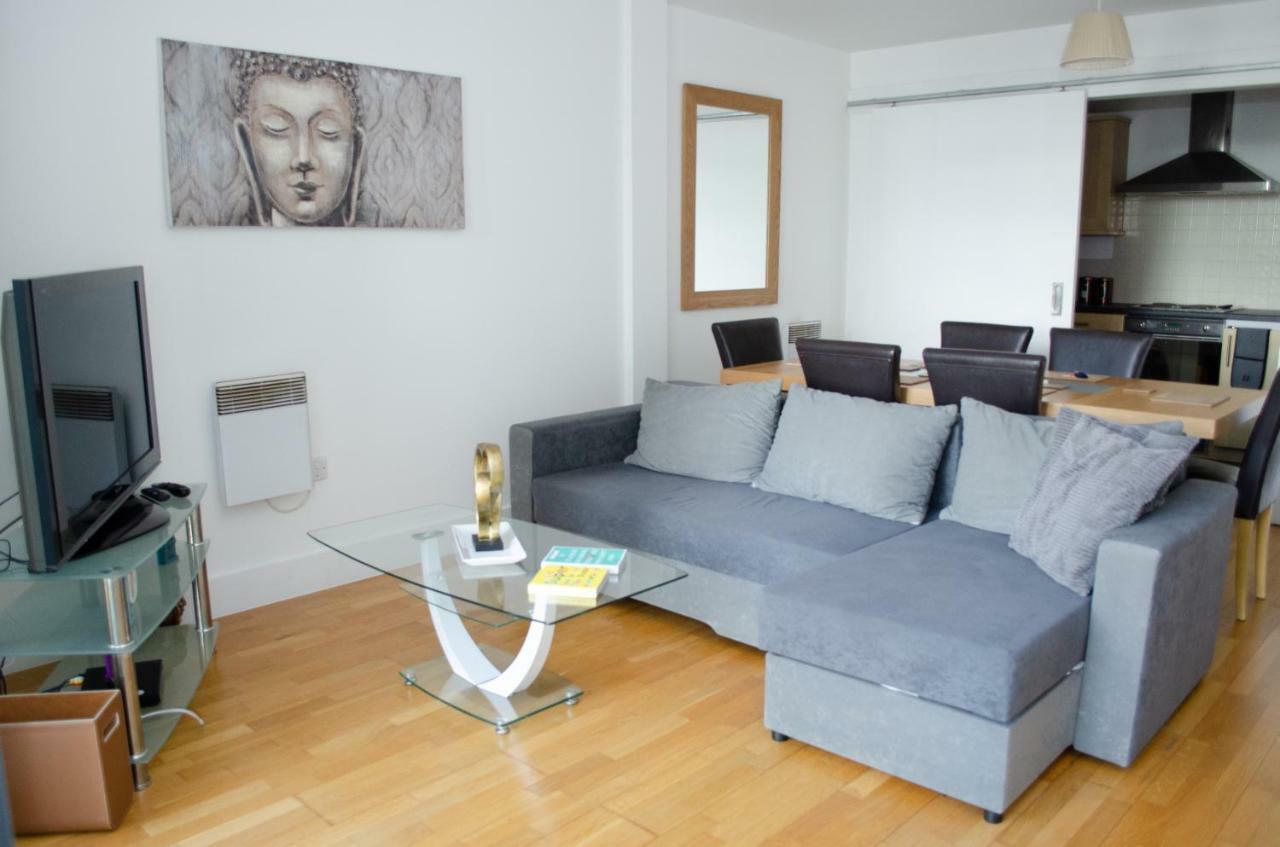 Serviced Apartment In Liverpool City Centre - Free Parking - Balcony - By Happy Days מראה חיצוני תמונה