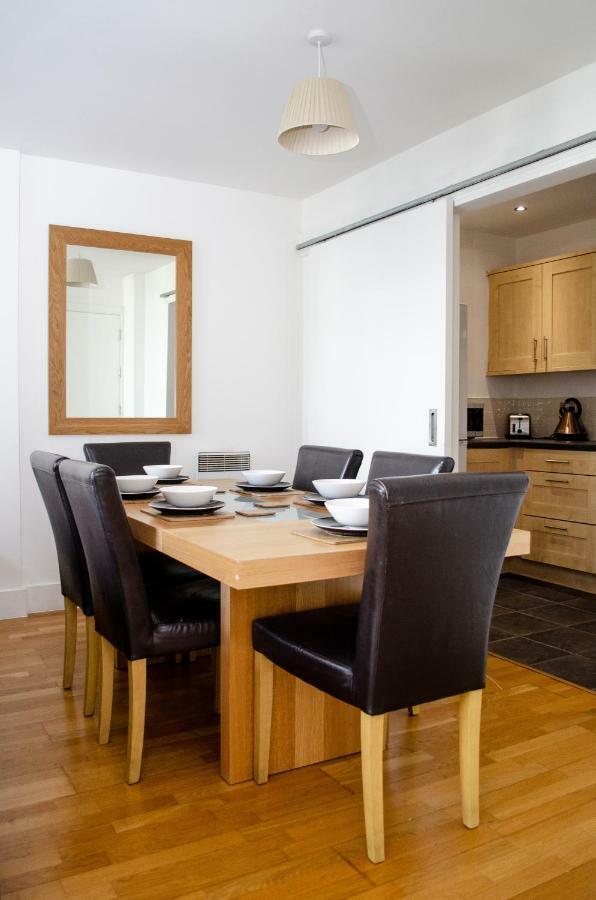 Serviced Apartment In Liverpool City Centre - Free Parking - Balcony - By Happy Days מראה חיצוני תמונה